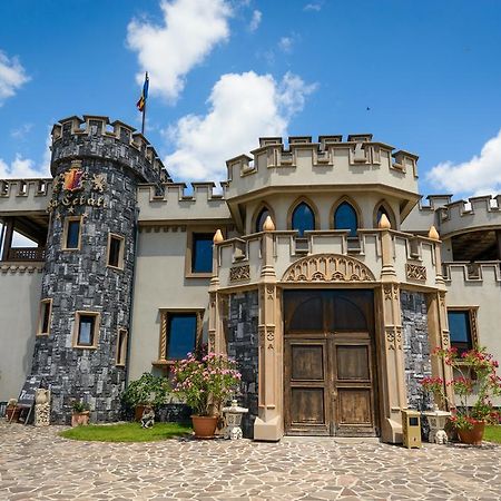 Hotel Lacetate Pitesti Luaran gambar