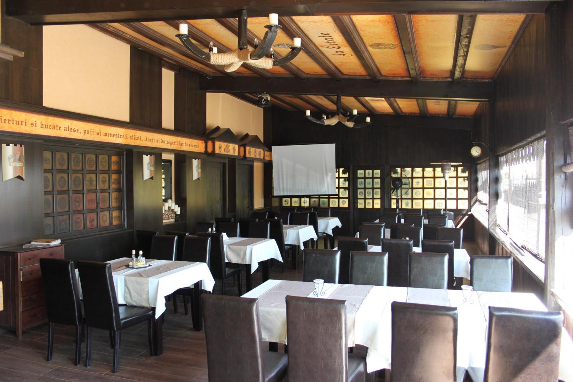 Hotel Lacetate Pitesti Luaran gambar