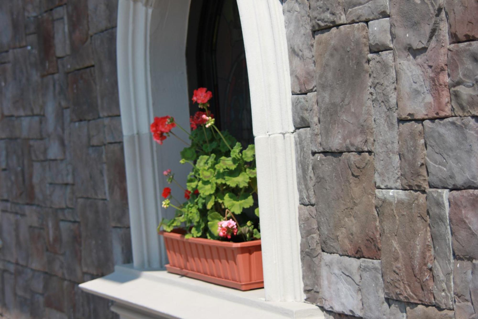 Hotel Lacetate Pitesti Luaran gambar
