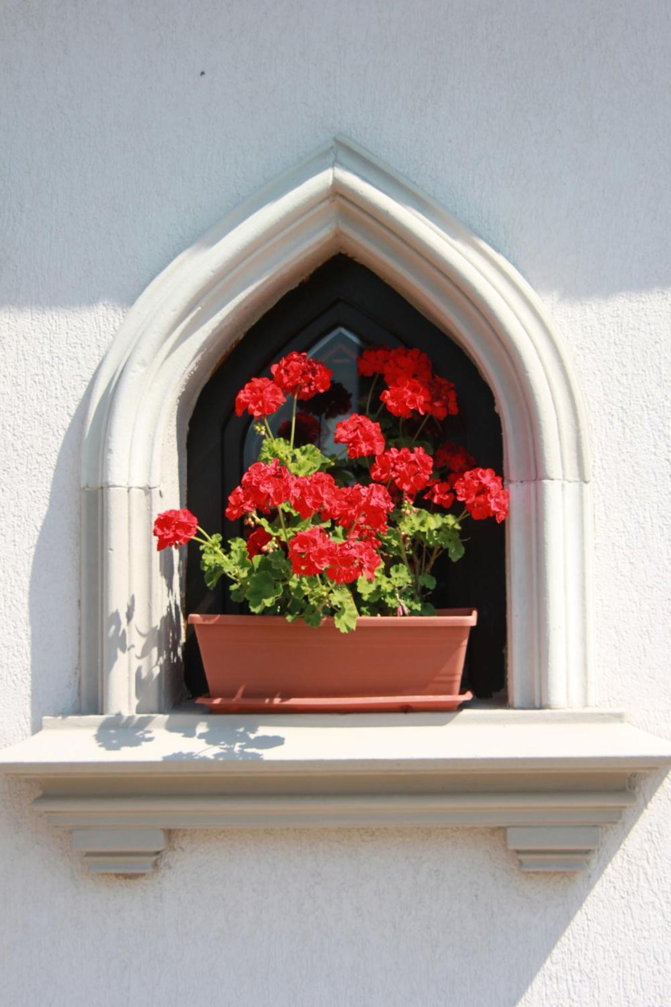 Hotel Lacetate Pitesti Luaran gambar